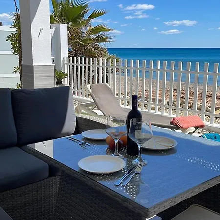 Casa Con Acceso Directo A La Playa De 莫哈卡尔