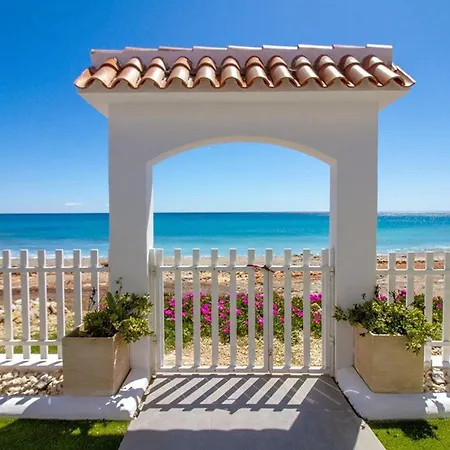 Casa Con Acceso Directo A La Playa De